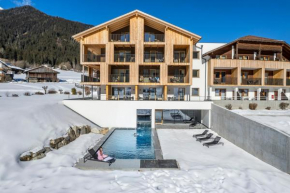 Гостиница Hotel Tyrol  Валле-Ди-Казиес